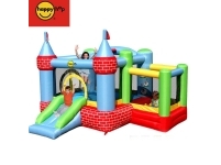 Bouncy castle Pils ar baseinu